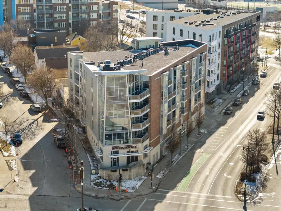 1541 N Jefferson STREET #207, Milwaukee, WI 53202 - #3