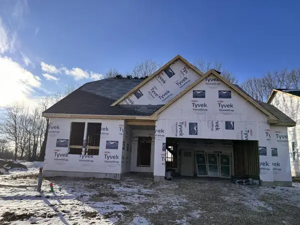 1141 Mt. Vernon DRIVE, Hartford, WI 53027