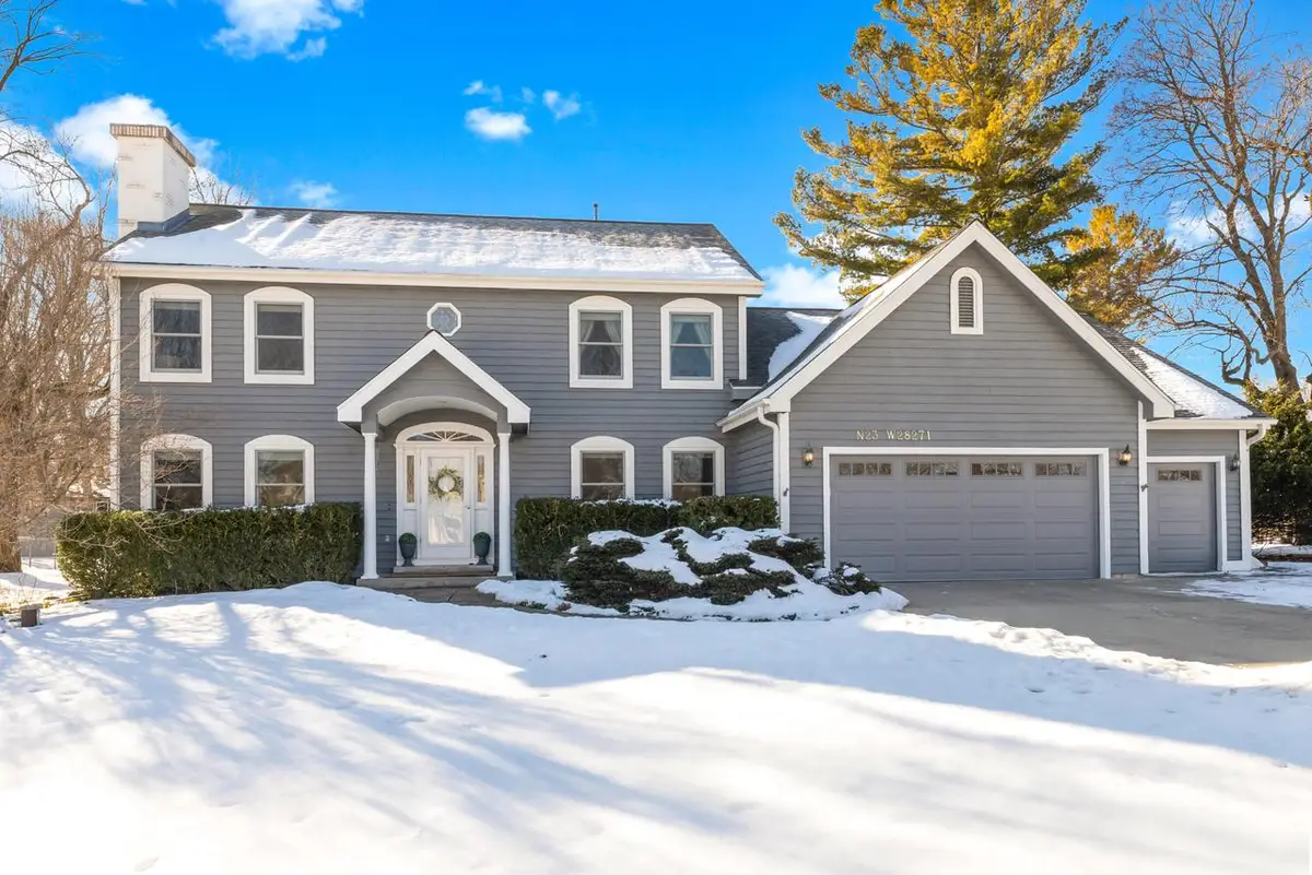 N23W28271 Beach Park CIRCLE, Pewaukee, WI 53072 - #1