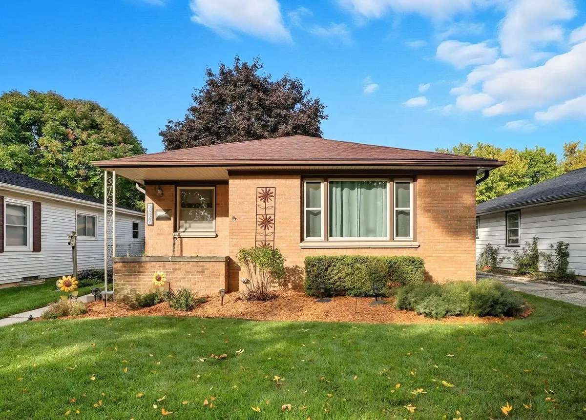 2529 S 66th STREET, Milwaukee, WI 53219 - #1