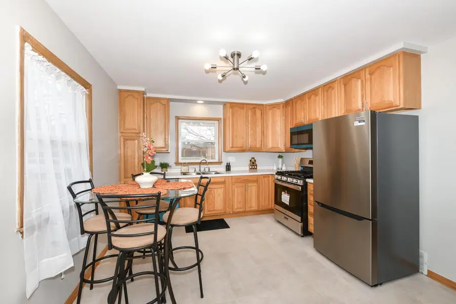 2207 Hamilton AVENUE, Racine, WI 53403 - #3