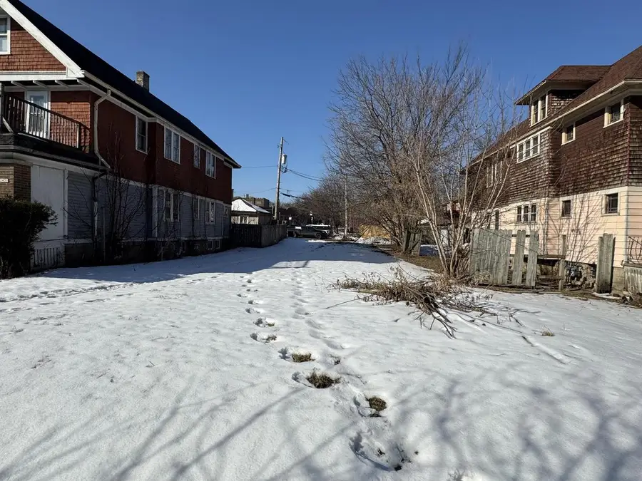 2433 N 50TH STREET, Milwaukee, WI 53210 - #3
