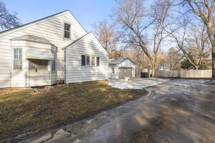 W229S8600 Big Bend DRIVE, Big Bend, WI 53103 - #2