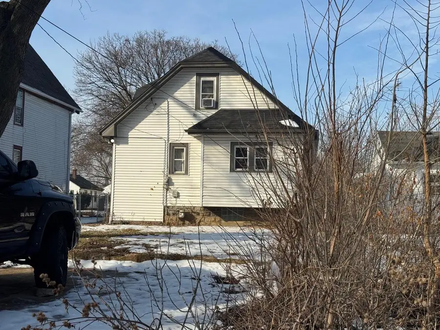 4740 N 30th STREET, Milwaukee, WI 53209 - #3