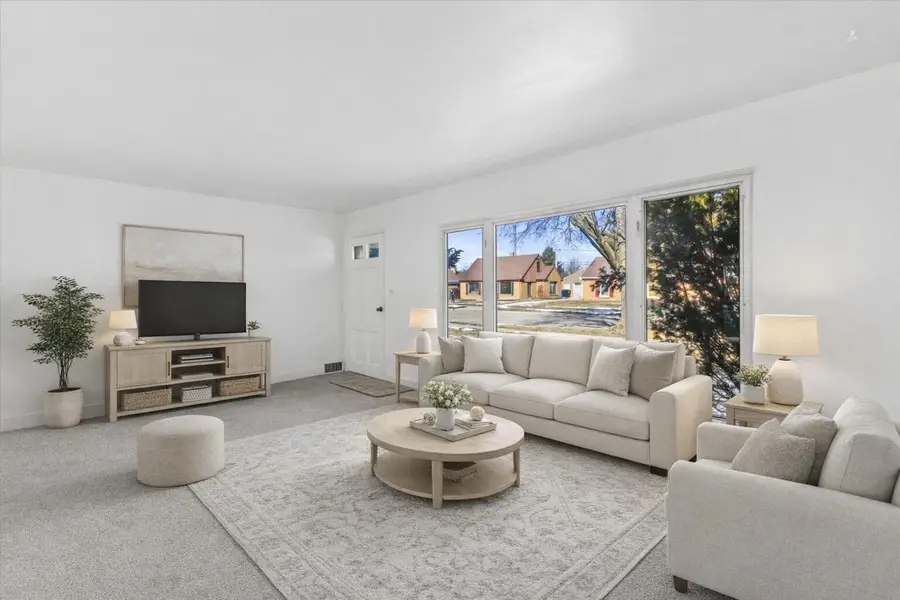 821 Lombard AVENUE, Racine, WI 53402 - #2