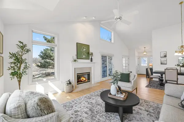 10903 N Essex DRIVE #A, Mequon, WI 53092