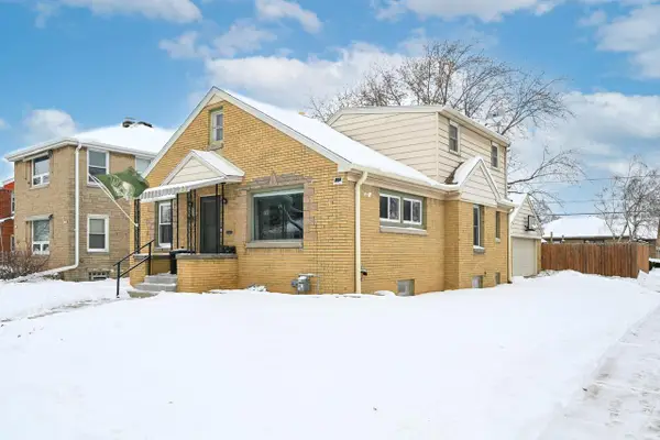 8202 W Center STREET, Milwaukee, WI 53222