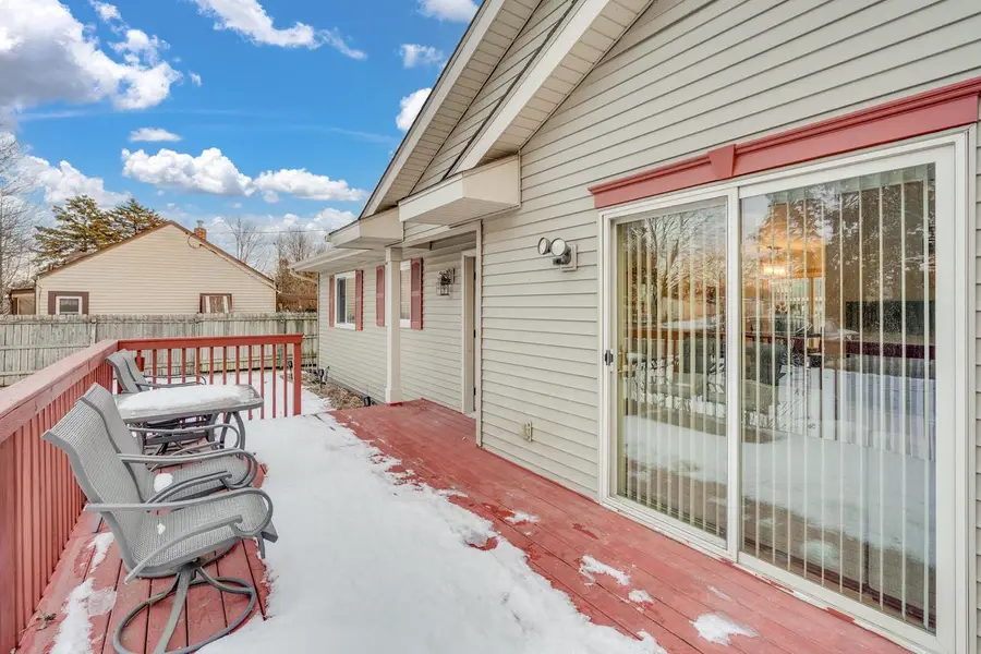 1607 Walter AVENUE, Mount Pleasant, WI 53403 - #3