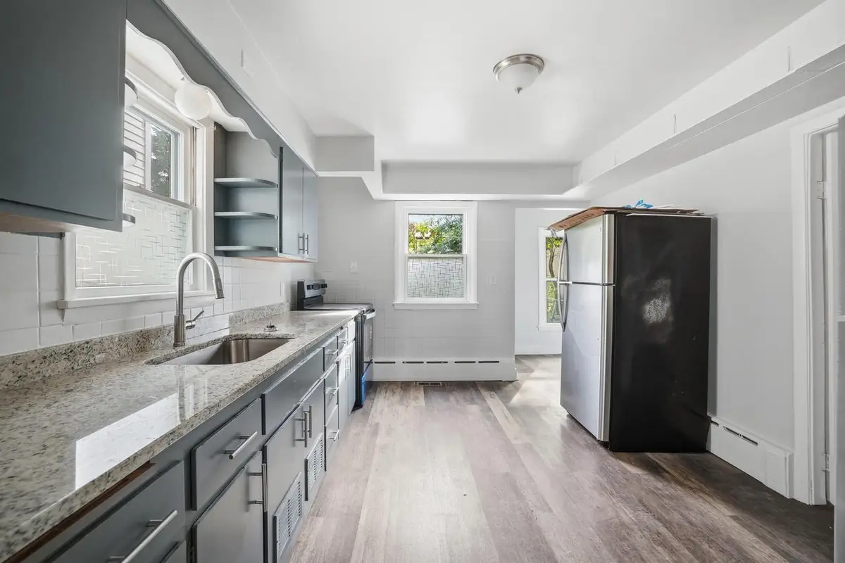 1017 E Pearson STREET, Milwaukee, WI 53202 - #1