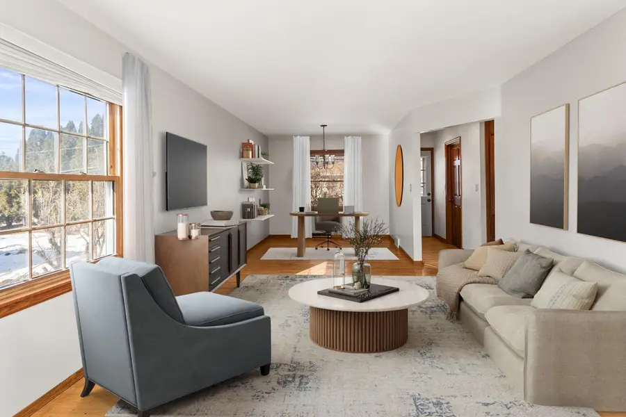 1638 Falls ROAD, Grafton, WI 53024 - #2