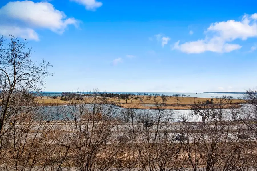 1300 N Prospect AVENUE #115, Milwaukee, WI 53202 - #2