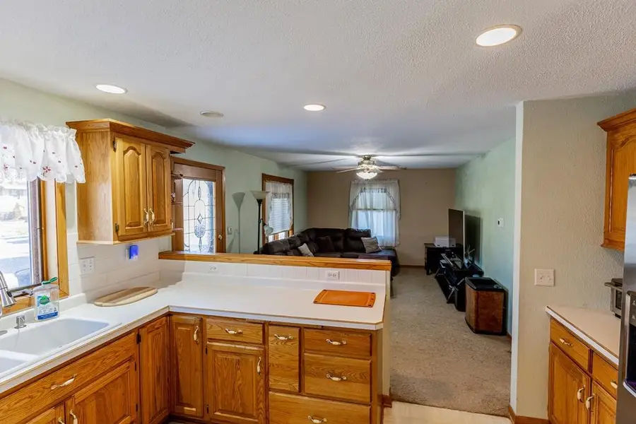 421 Jackson STREET, Sheboygan Falls, WI 53085 - #3