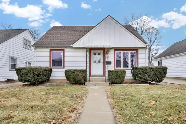 2058 S 87th STREET, West Allis, WI 53227