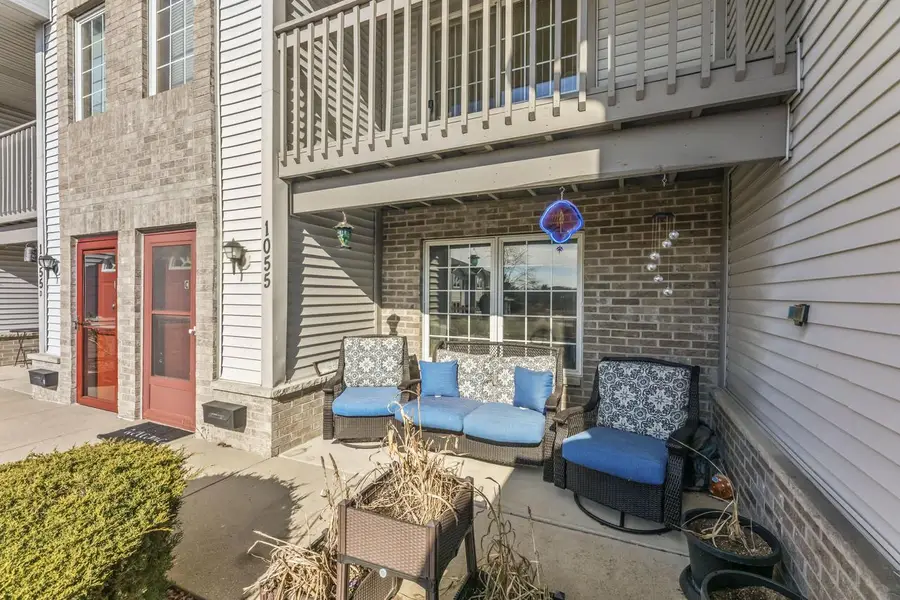 1055 Quinlan DRIVE #C, Pewaukee, WI 53072 - #2