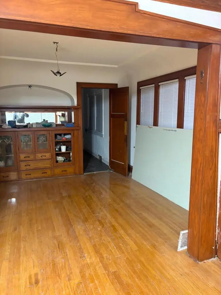 4064 N 18th STREET, Milwaukee, WI 53209 - #3