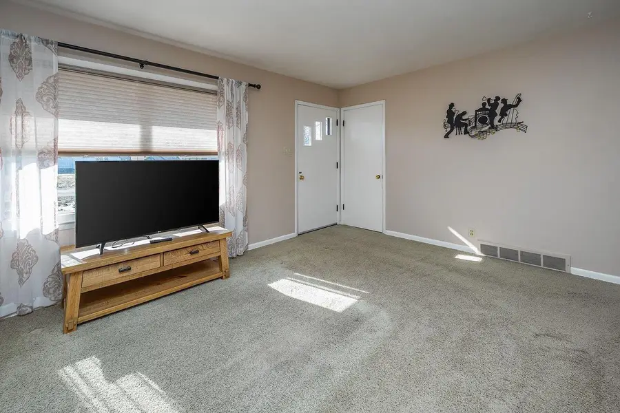 4530 W Spring LANE, Brown Deer, WI 53223 - #3