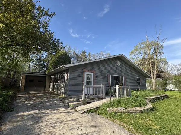 13010 W Honey LANE, New Berlin, WI 53151