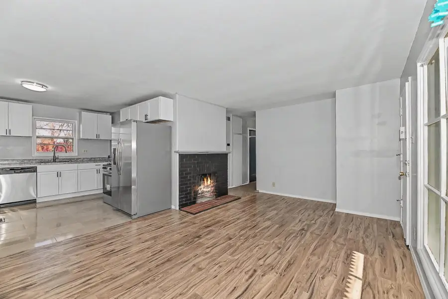 6402 W Bennett AVENUE, Milwaukee, WI 53219 - #3