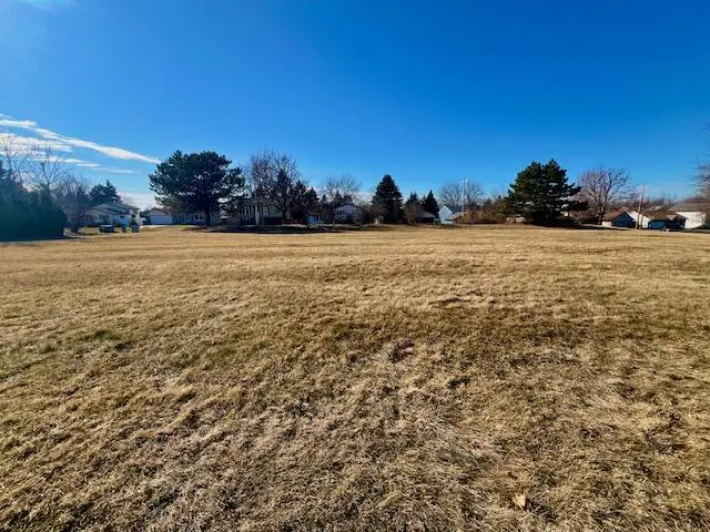 8535 S AMANDA COURT, Oak Creek, WI 53154 - #1