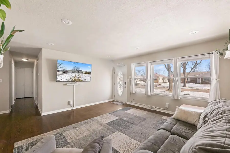 4637 N 101st STREET, Wauwatosa, WI 53225 - #3