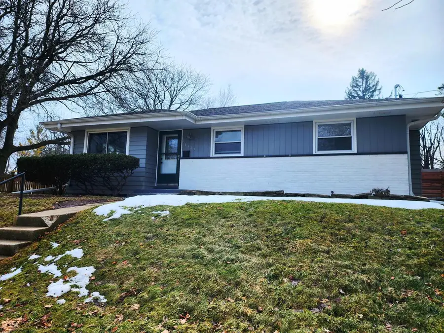 1323 Northview ROAD, Waukesha, WI 53188 - #2