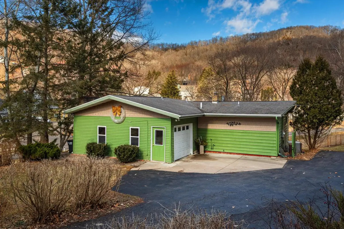 N1963 Wedgewood DRIVE E, La Crosse, WI 54601 - #1