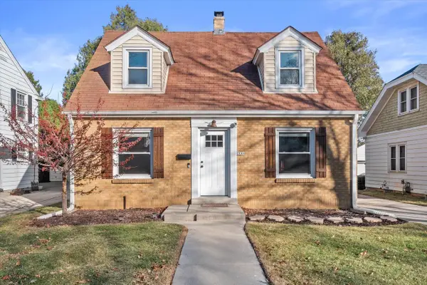 2046 S 94th STREET, West Allis, WI 53227