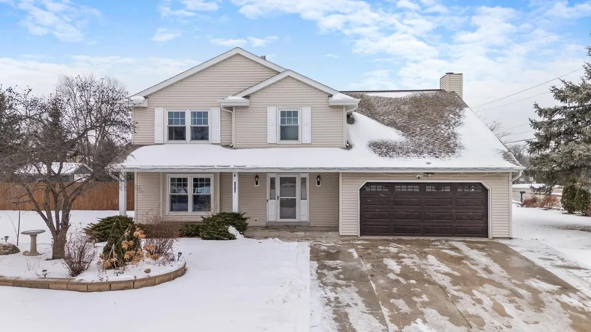 7101 S Countryside DRIVE, Franklin, WI 53132 - #1