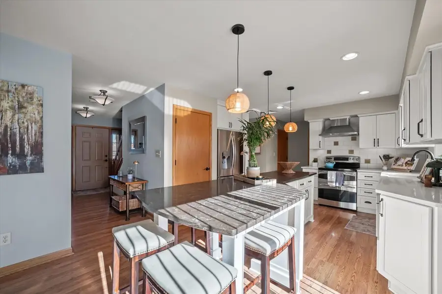 7277 S Dover Hill COURT, Franklin, WI 53132 - #3