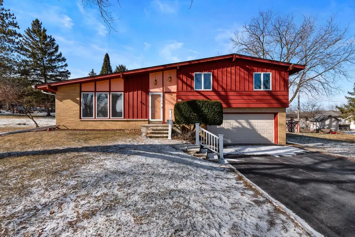 1015 Hillside DRIVE, Kewaskum, WI 53040 - #1
