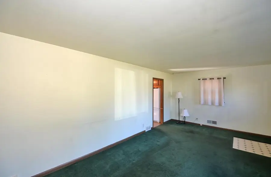 2613 Indian TRAIL, Racine, WI 53402 - #3