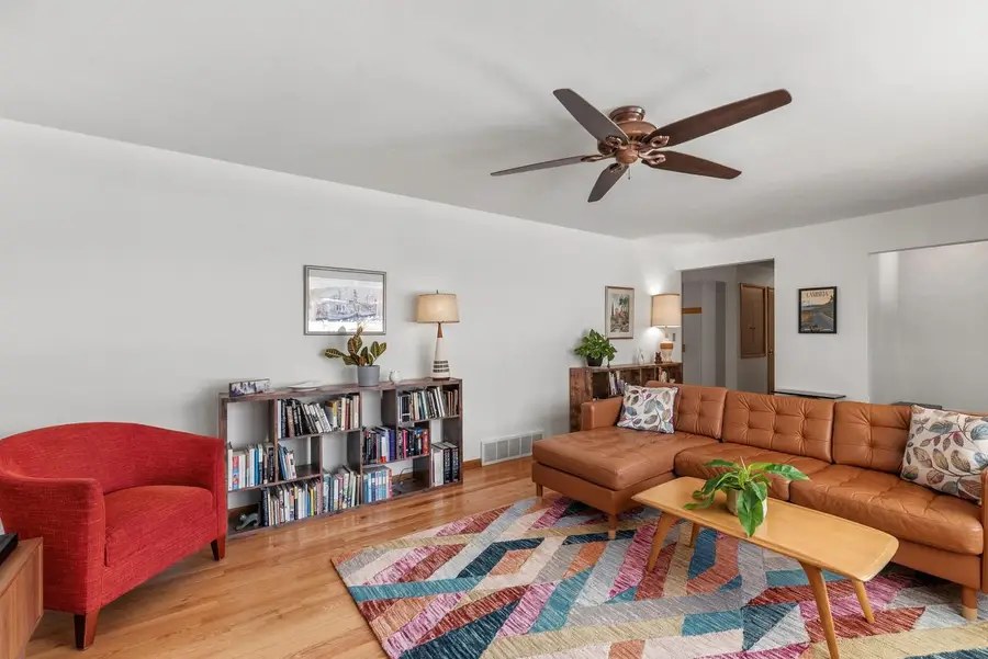 1002 Hales TRAIL, Port Washington, WI 53074 - #3