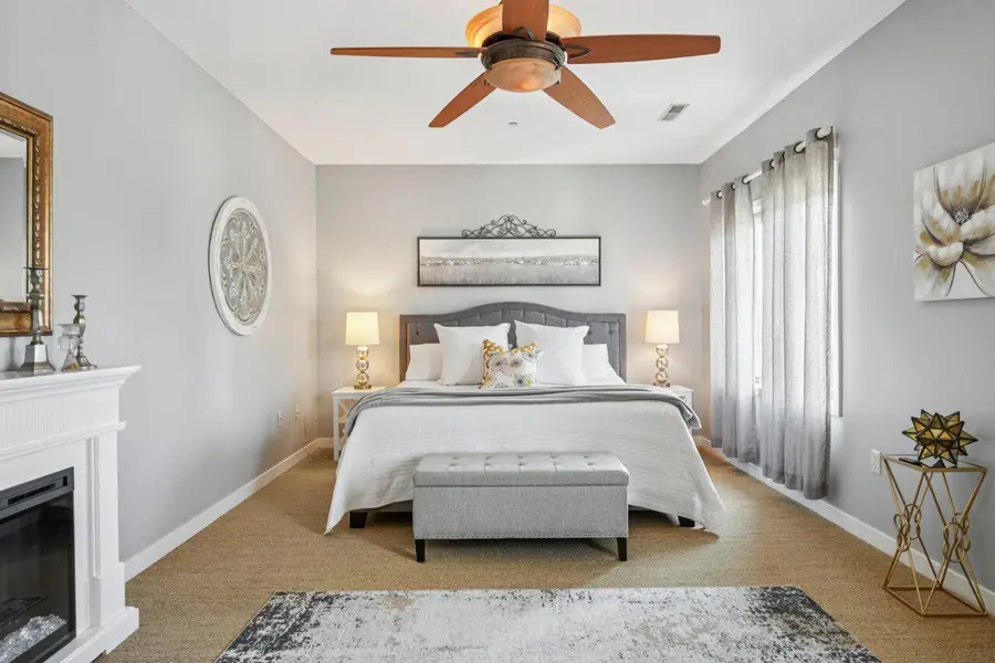 N51W34861 Wisconsin AVENUE #3110, Okauchee, WI 53069 - #2