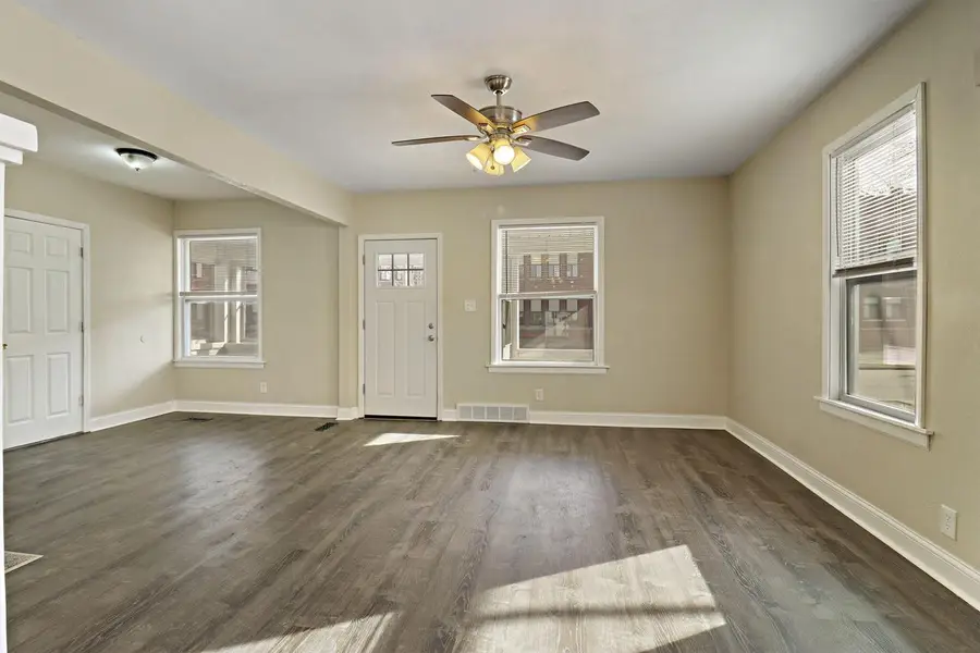 934 Cleveland AVENUE, Racine, WI 53405 - #3