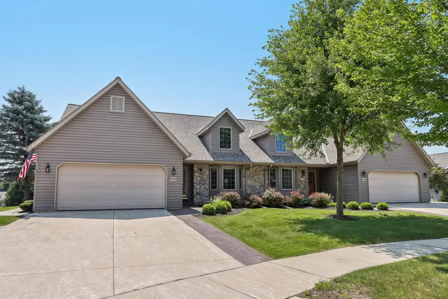 W203N16184 Pin Oak CIRCLE, Jackson, WI 53037 - #2