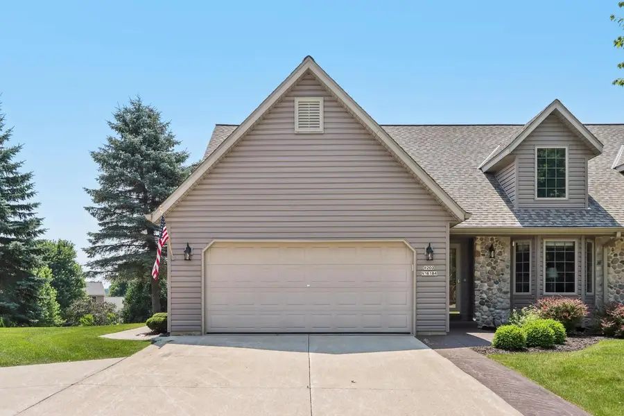 W203N16184 Pin Oak CIRCLE, Jackson, WI 53037 - #3