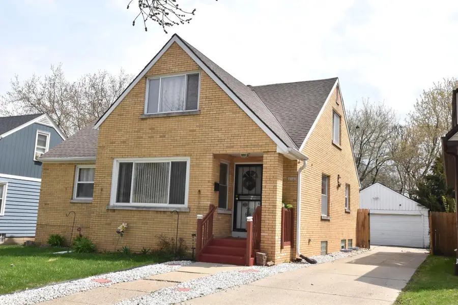 4040 N 11th STREET, Milwaukee, WI 53209 - #2