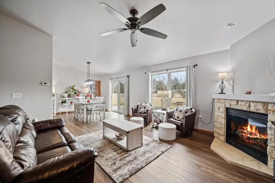 3228 Sherman Parc CIRCLE, Jackson, WI 53037 - #3