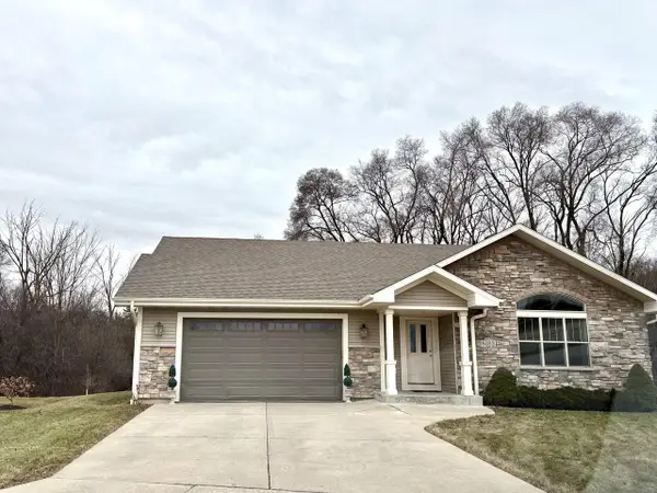 6183 S 40th STREET, Greenfield, WI 53221