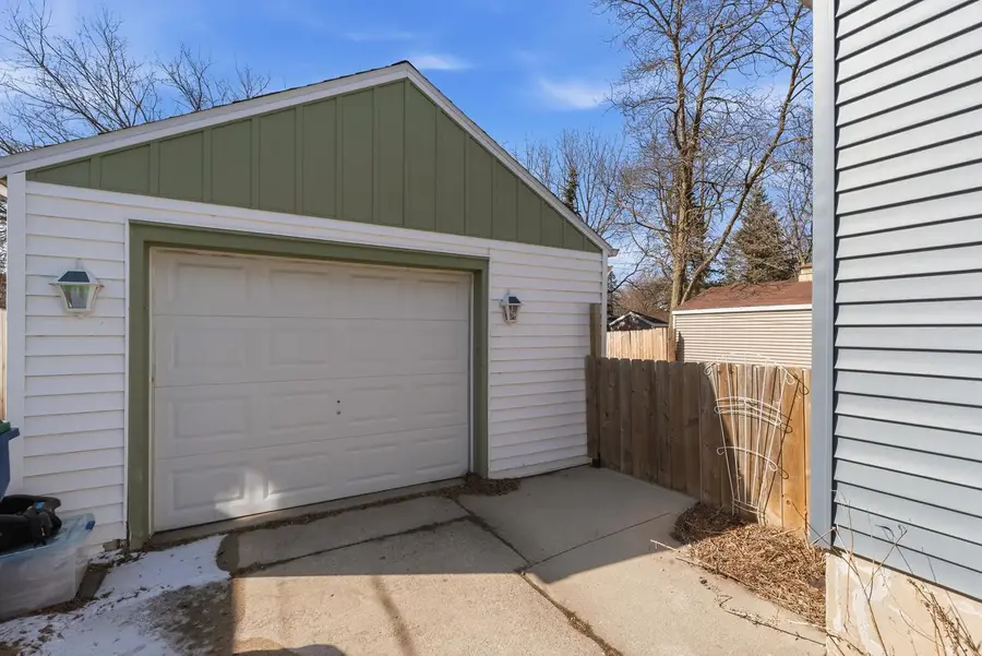 425 N Webster STREET, Port Washington, WI 53074 - #3