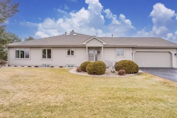 W173N8035 Shady LANE, Menomonee Falls, WI 53051