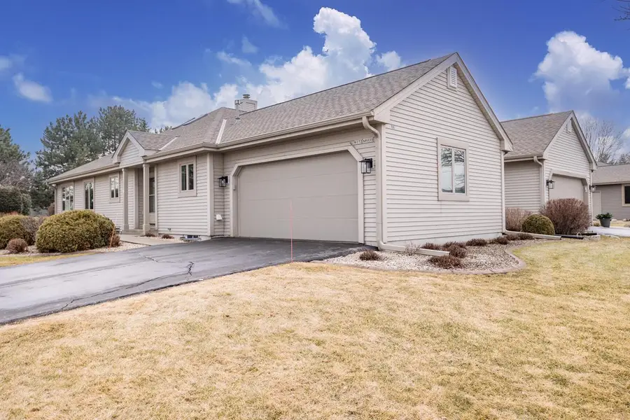 W173N8035 Shady LANE, Menomonee Falls, WI 53051 - #2