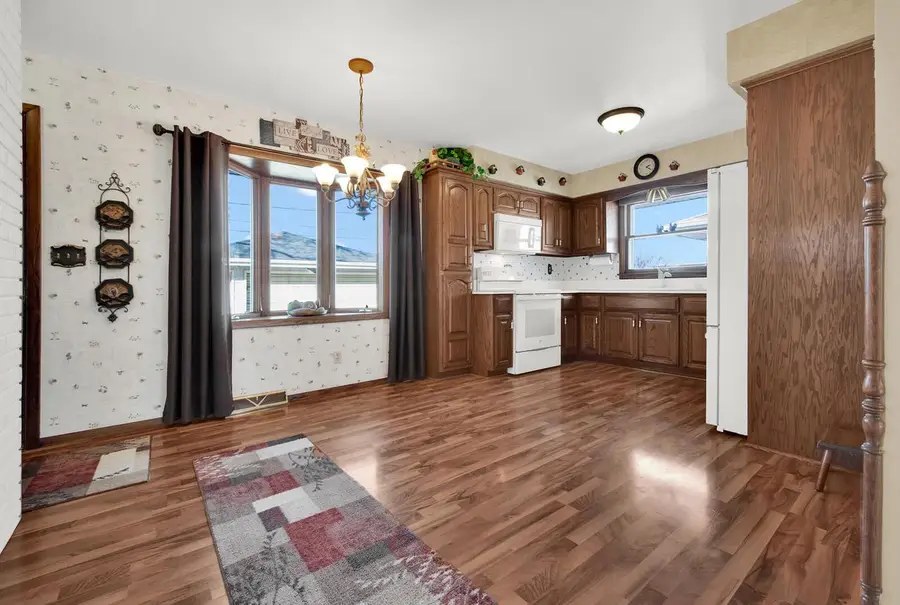 2604 E Birchwood AVENUE, Cudahy, WI 53110 - #2