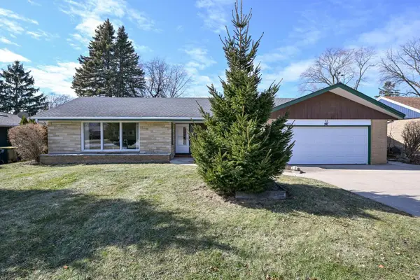 2451 N 115th STREET, Wauwatosa, WI 53226