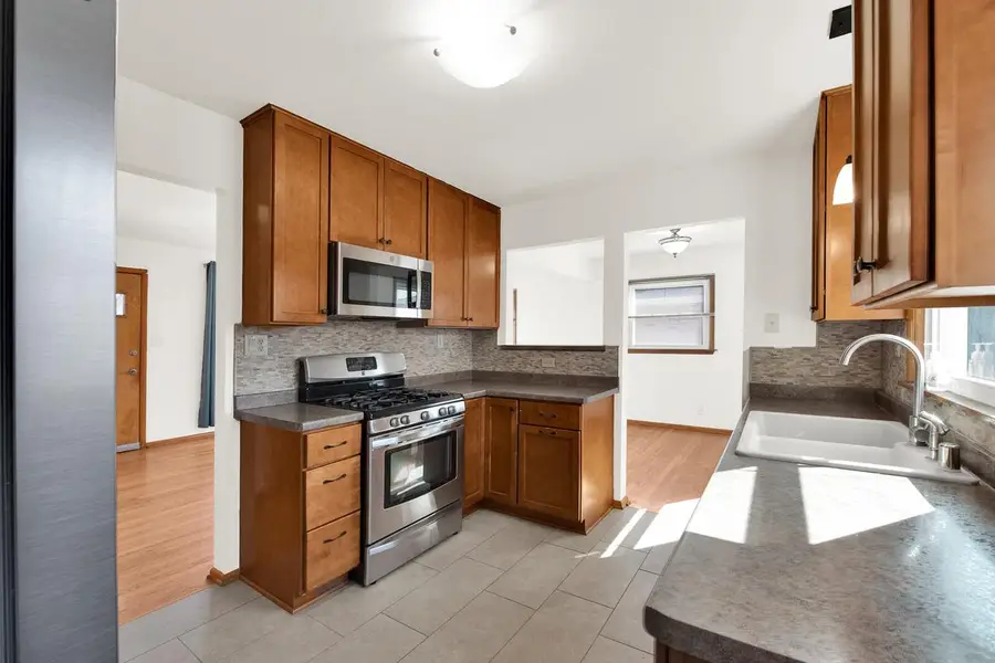 2885 S 102nd STREET, West Allis, WI 53227 - #2