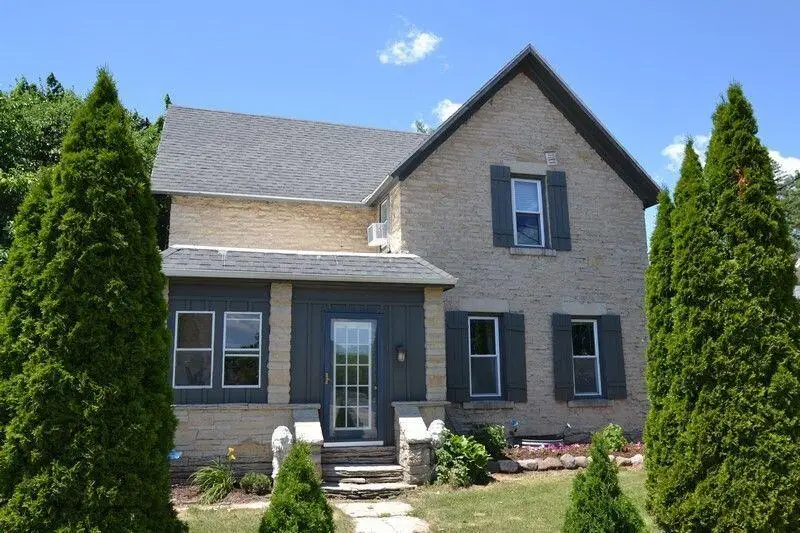 7309 Lannon ROAD, Lannon, WI 53046 - #1