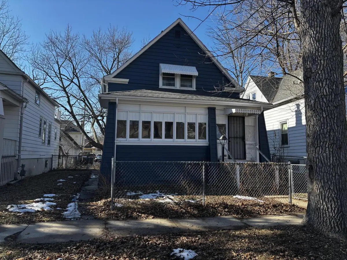 5525 N 36th STREET, Milwaukee, WI 53209 - #1