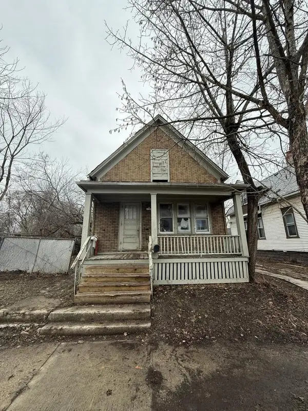 2749 N 9th STREET, Milwaukee, WI 53206