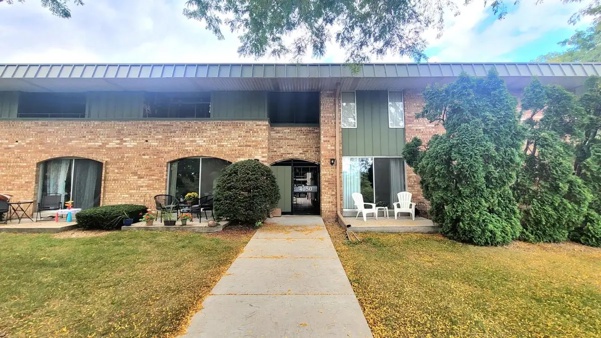 4050 W Rivers Edge CIRCLE #20, Brown Deer, WI 53209 - #1