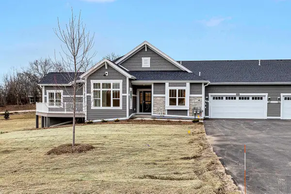 2950 N 186th STREET #9, Brookfield, WI 53045